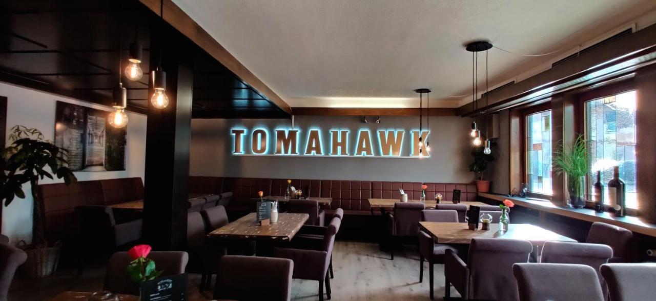 Hotel Restaurant Tomahawk Байрсброн Экстерьер фото